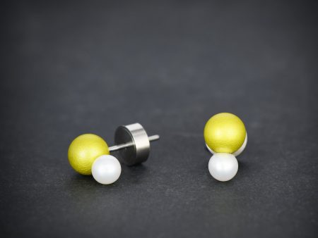 Colorful aluminum  collection stud round earrings with pearl Sale