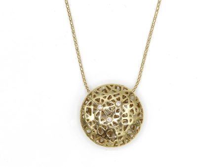 Round net shape gold pendant with diamonds Sale