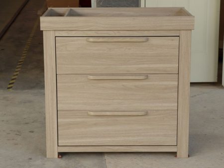 Mamas and Papas Franklin Oak Dresser  Changer**NEW, COMING EARLY 2025** Online Sale